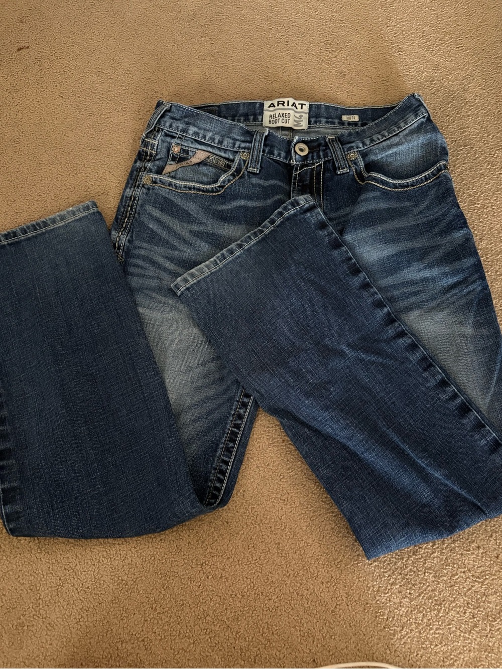 Ariat Men's Relaxed Bootcut Jeans - Medium Dark Blue Wash
